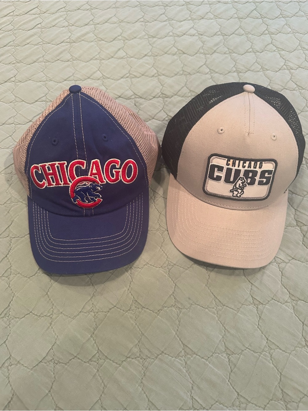 Set of 2 Chicago Cubs hats- Navy and Beige